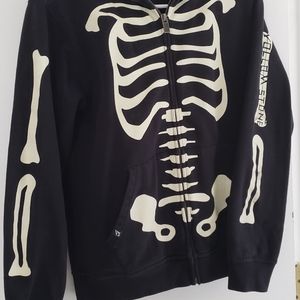 Hoodie skeleton